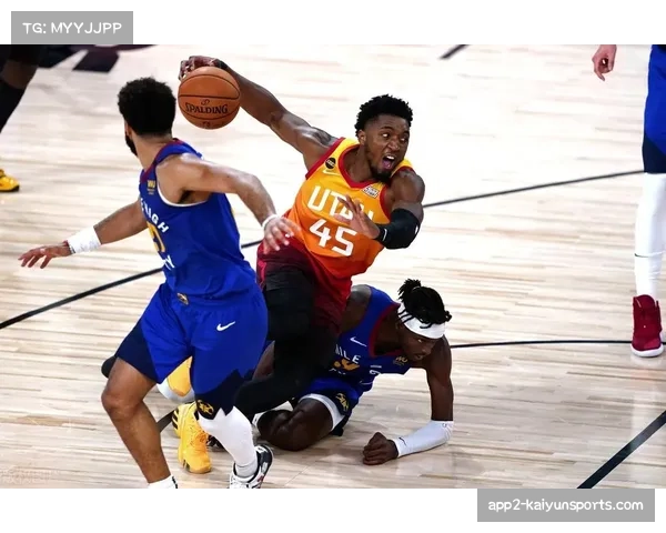 VAR技术关键判罚影响争冠格局 裁判尺度一致性受热议