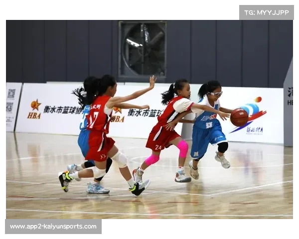 15秒9分神级逆转,中学生篮球赛视频网络走红