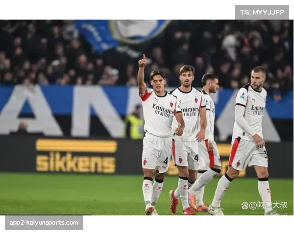 AC米兰意甲21轮不败,客场1-1战平罗马暂列积分榜次席 AC米兰意甲21轮不败,客场1-1战平罗马暂列积分榜次席